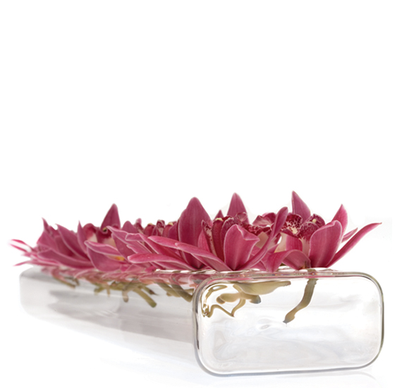 CHIVE_24-FLUTE Look at this beautiful piece. They have different sizes, some hold 4 blossoms. This one holds 24 blossoms!! So very elegant.