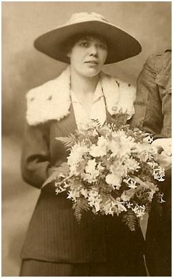 Throwback Thursday 1915