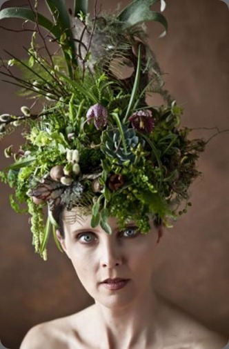 ... favorite designers – Francoise Weeks. We featured a few of her headdresses about a year ago, today we have a few new designs and photographs to share. - botanical-headpiece-6.jpg-Franoise-W2
